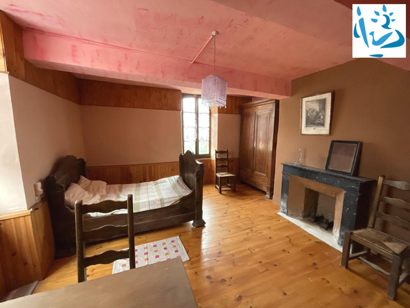 Maison - 143 m² - 5 pièces