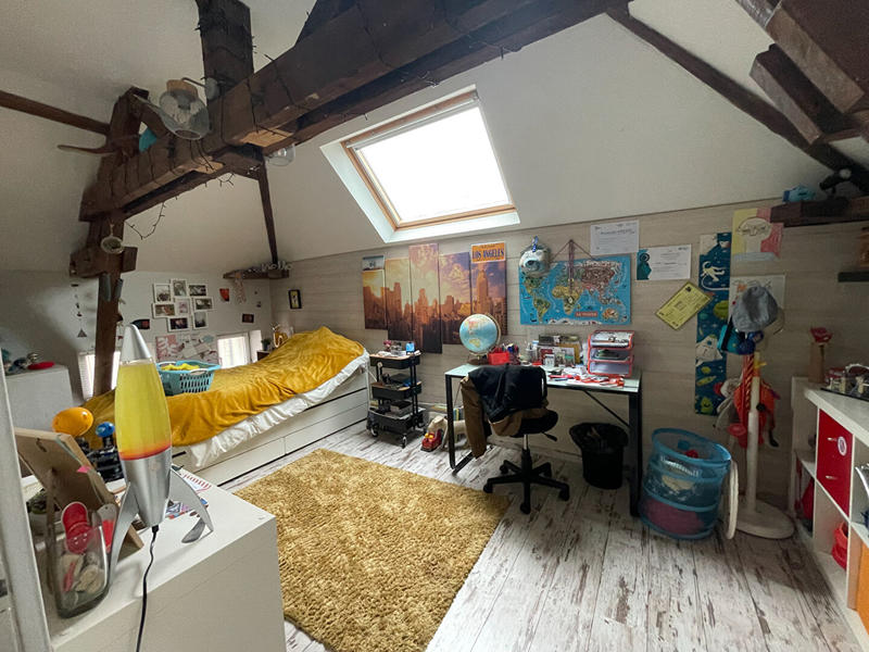 Maison - 183 m² - 7 pièces