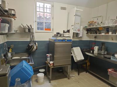 Fonds de commerce - Magasins - 50 m²