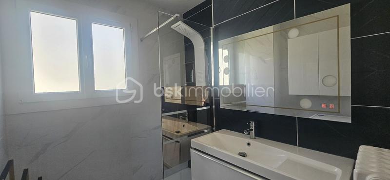 Appartement - 128 m² - 4 pièces