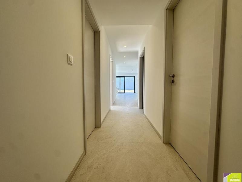 Appartement - 100 m² - 4 pièces