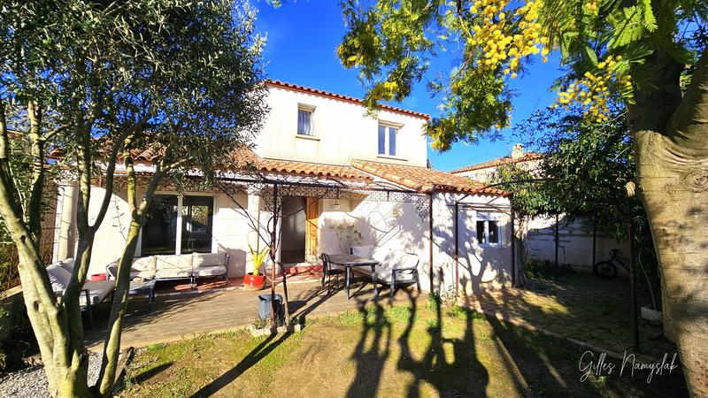 Villa - 107 m² - 4 pièces