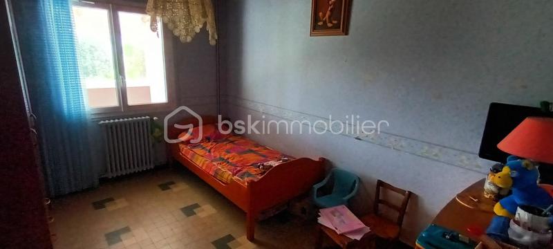 Maison - 230 m² - 11 pièces