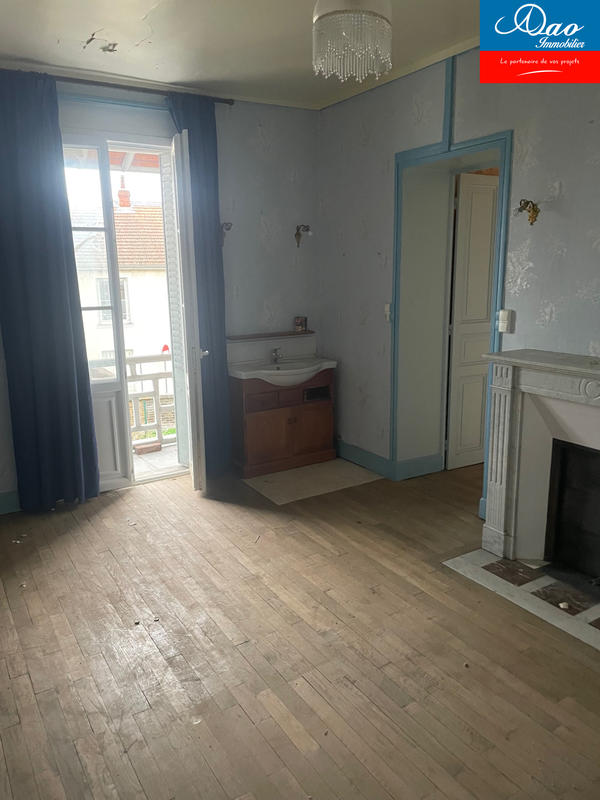 Maison - 97 m² - 5 pièces