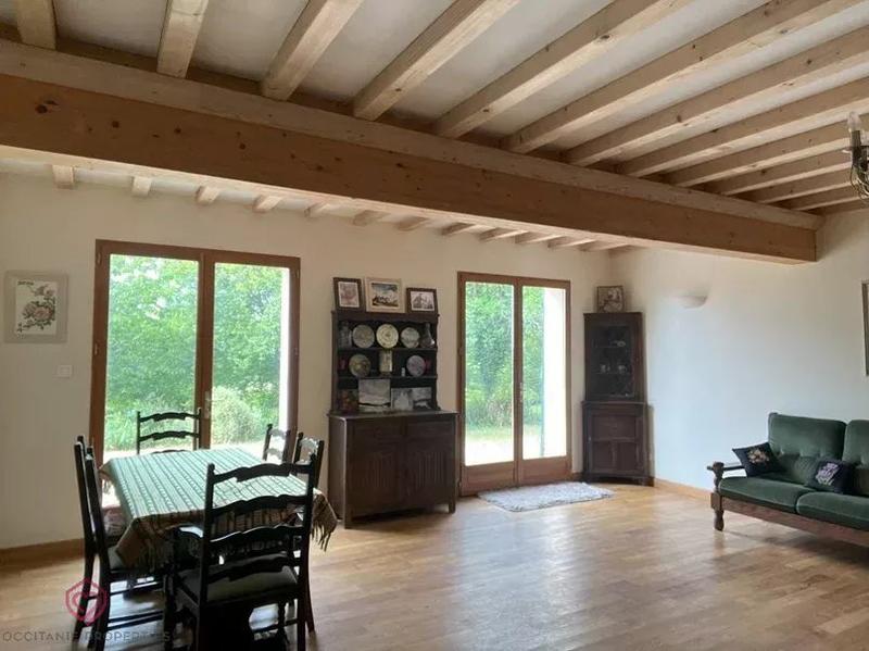 Maison - 150 m² - 5 pièces