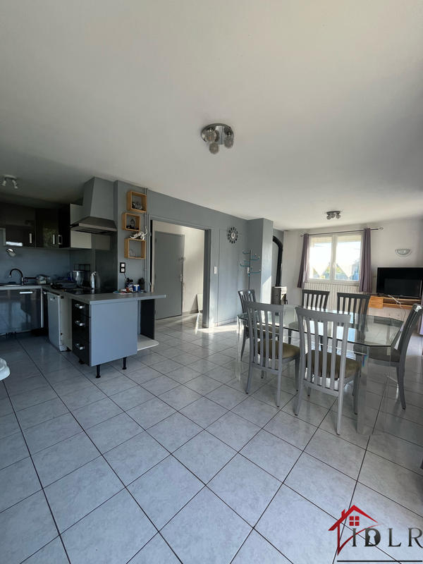 Maison - 103 m² - 6 pièces