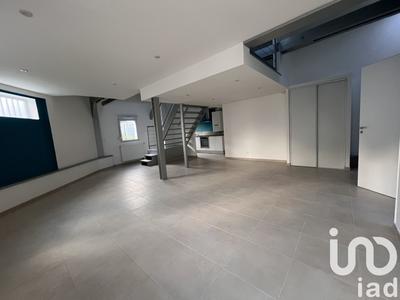 Appartement - 81 m² - 2 pièces