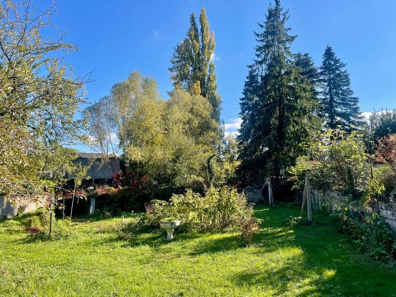 Maison - 179 m² - 8 pièces