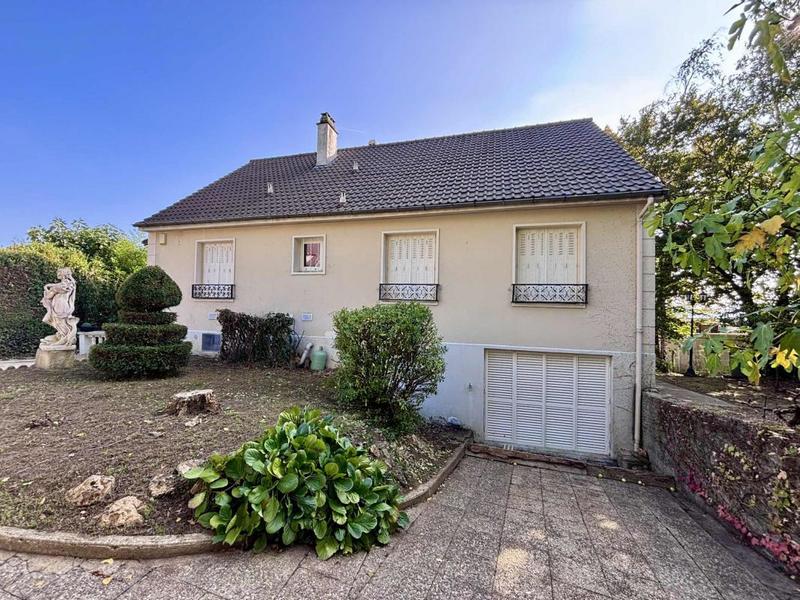 Maison - 82 m² - 5 pièces