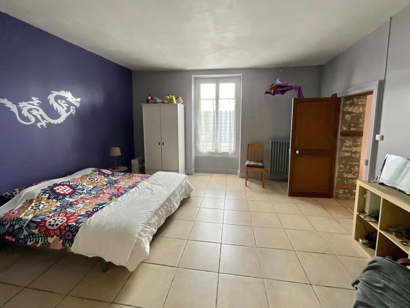 Maison - 210 m² - 6 pièces