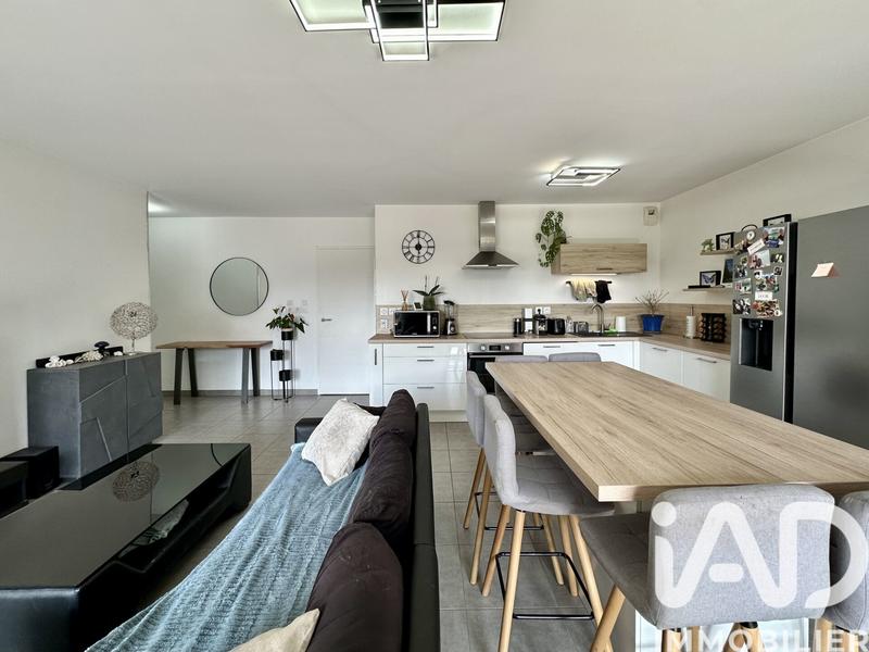 Appartement - 67 m² - 3 pièces