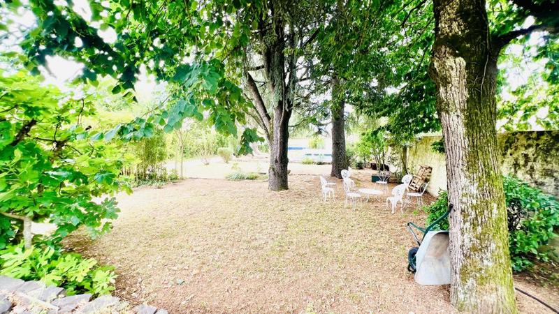 Propriété - 155 m² - 6 pièces