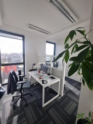 Bureau - 115 m² - 8 pièces