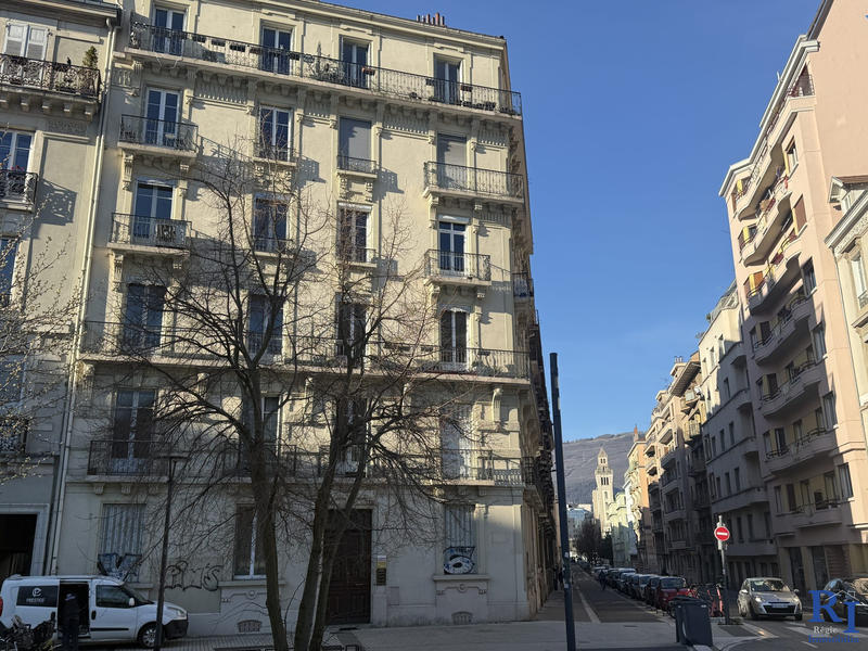 Appartement - 69 m² - 3 pièces