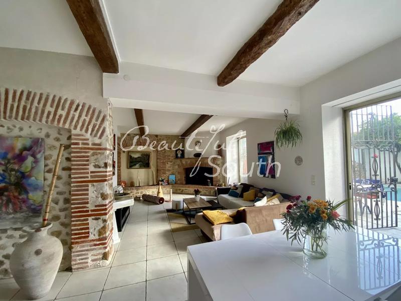 Maison de ville - 250 m² - 5 pièces