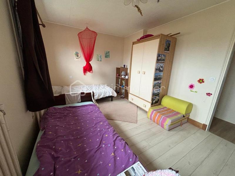 Maison - 185 m² - 10 pièces