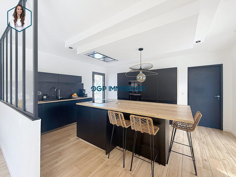 Maison contemporaine - 145 m² - 5 pièces