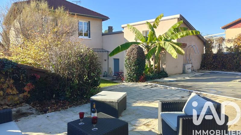 Maison - 170 m² - 6 pièces