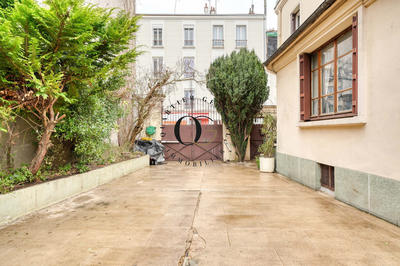 Maison - 200 m² - 8 pièces