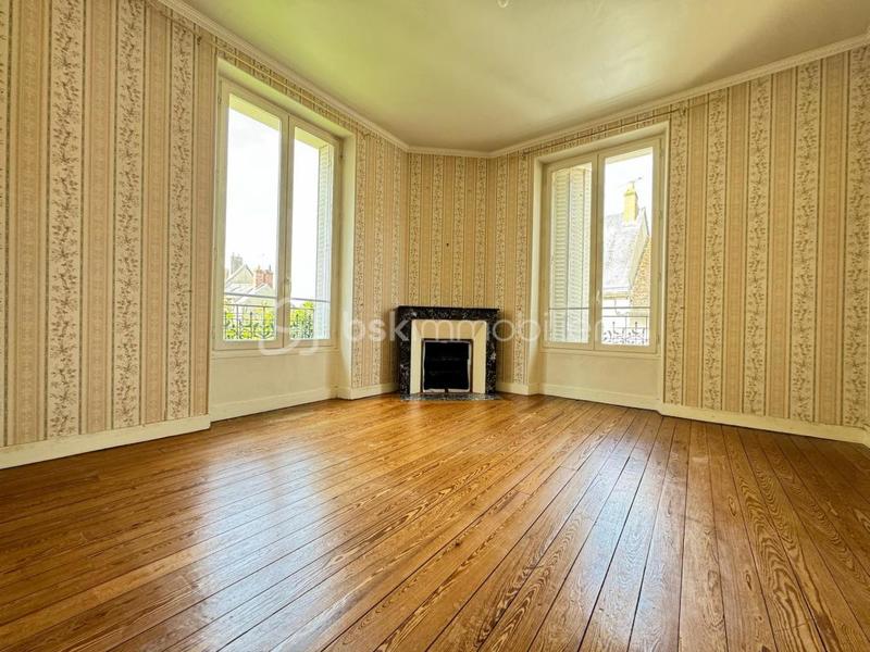 Maison de maîtres - 216 m² - 10 pièces