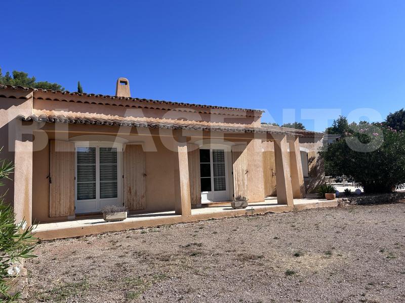Maison traditionnelle - 150 m² - 5 pièces