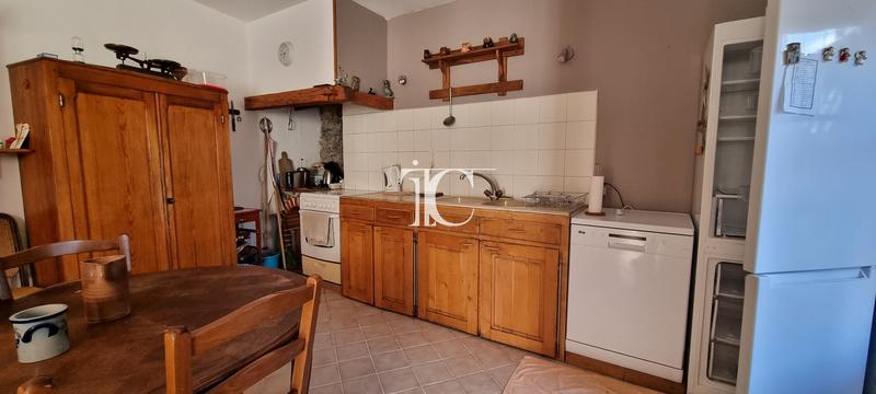 Maison de village - 170 m² - 7 pièces