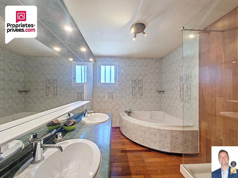 Maison - 130 m² - 4 pièces