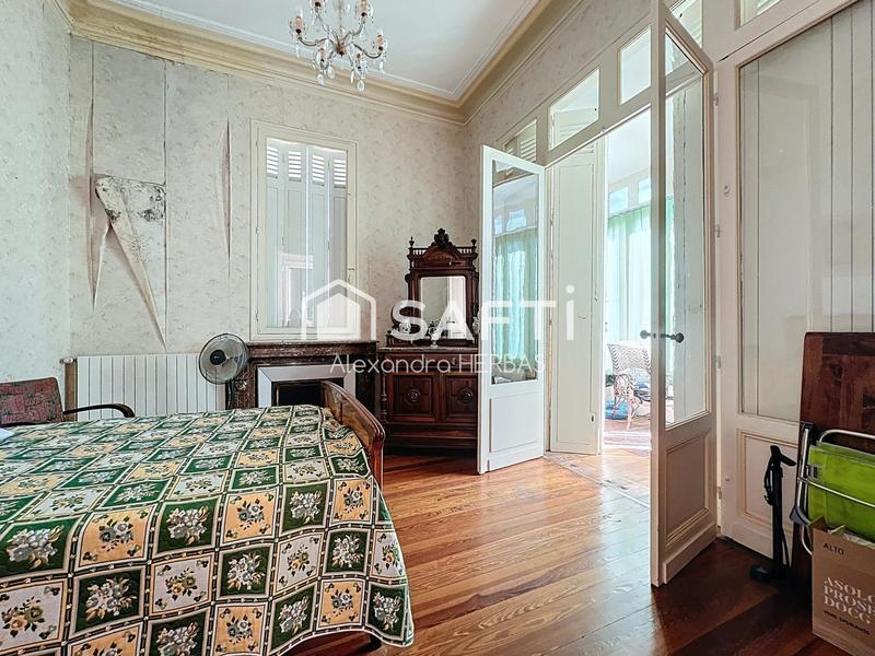 Maison de maîtres - 206 m² - 8 pièces