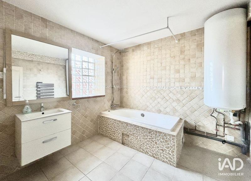 Appartement - 153 m² - 7 pièces