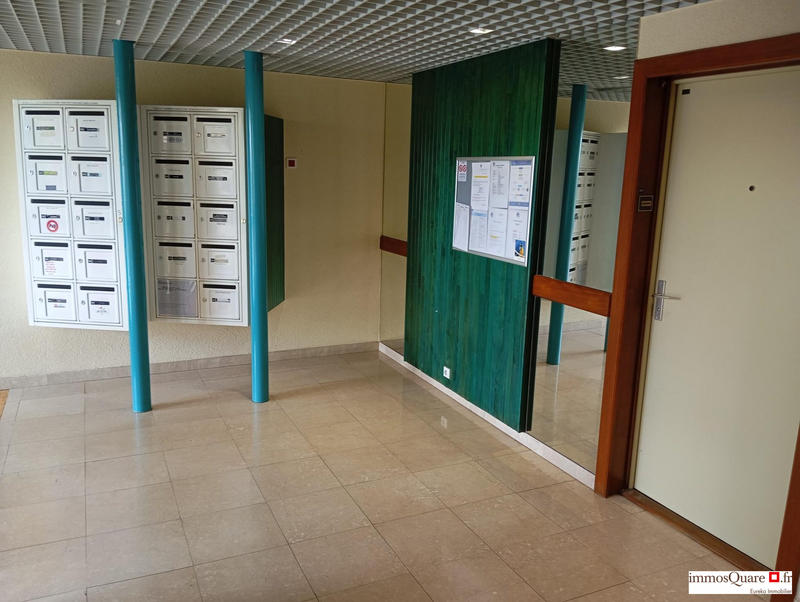 Appartement - 80 m² - 3 pièces