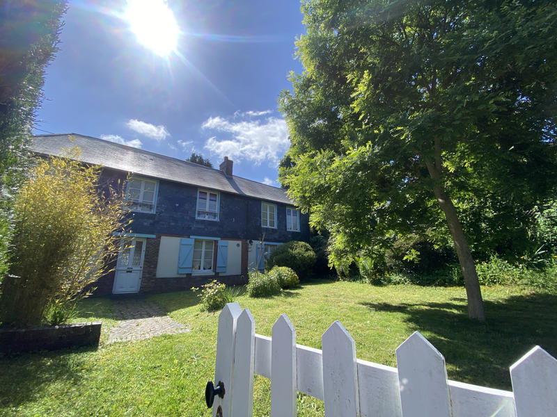 Maison - 155 m² - 7 pièces