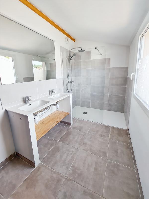 Maison - 168 m² - 8 pièces