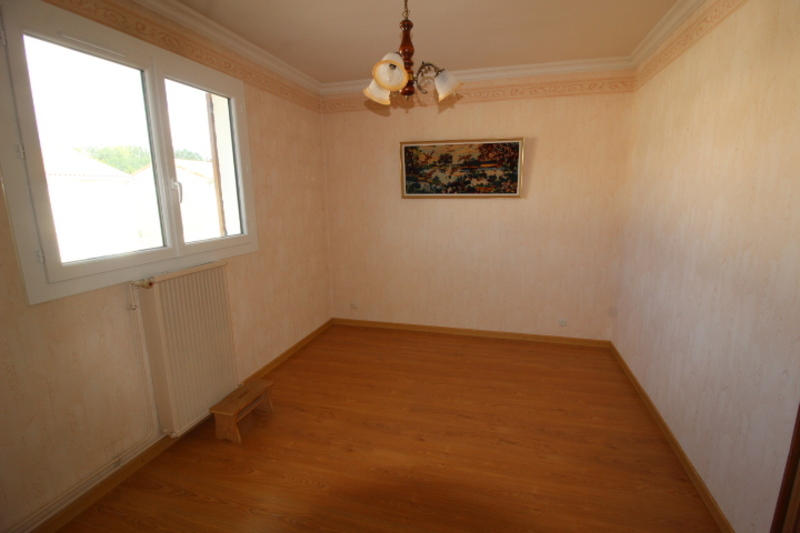 Maison - 92 m² - 6 pièces