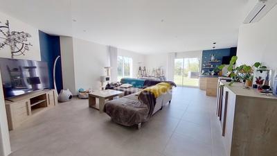 Maison - 108 m² - 5 pièces