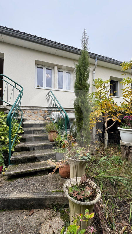 Maison - 96 m² - 5 pièces