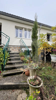 Maison - 96 m² - 5 pièces