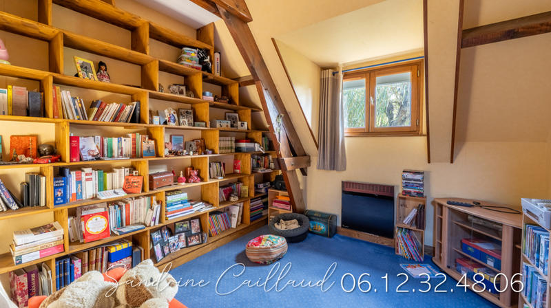 Maison - 219 m² - 10 pièces