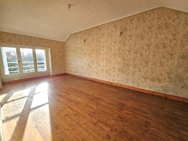 Maison - 111 m² - 4 pièces