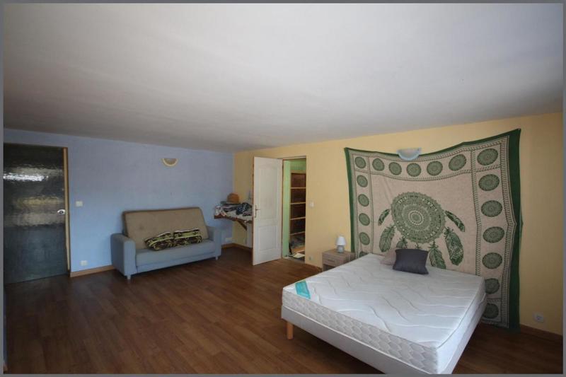 Pavillon - 140 m² - 6 pièces