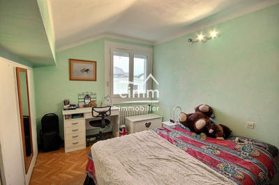 Appartement - 75 m² - 4 pièces