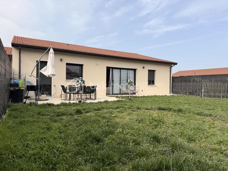 Maison - 100 m² - 4 pièces