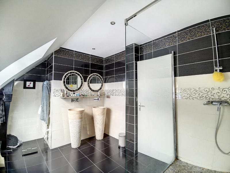 Maison - 131 m² - 5 pièces