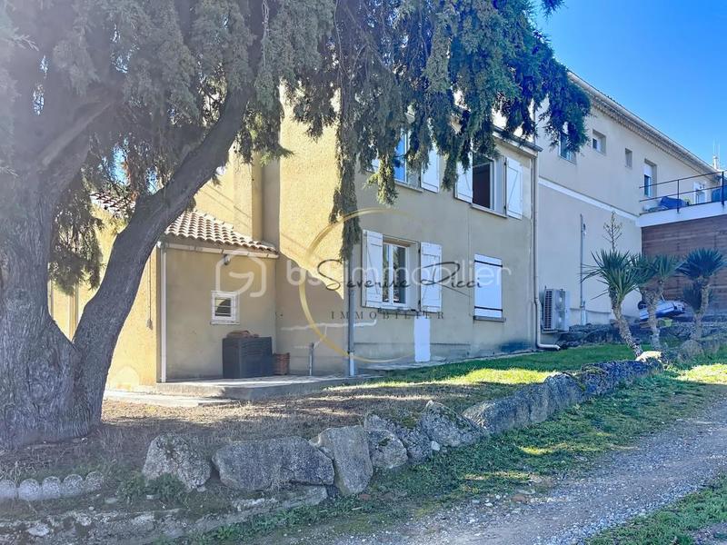 Maison - 120 m² - 4 pièces