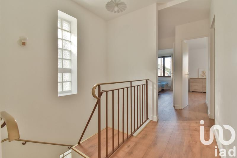 Maison - 175 m² - 7 pièces