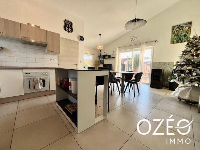 Maison - 100 m² - 4 pièces