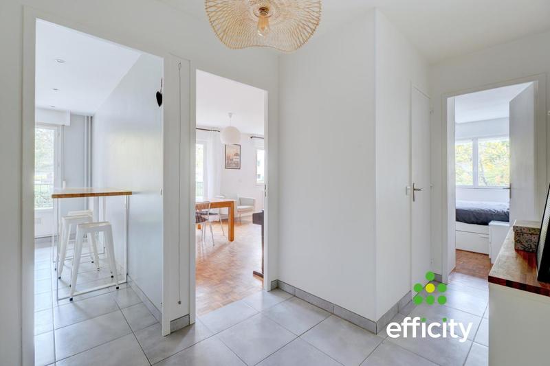 Appartement - 85 m² - 4 pièces