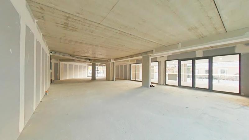 Local commercial - 175 m² - 1 pièce