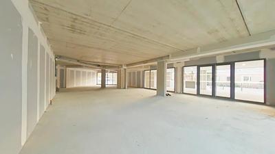 Local commercial - 175 m² - 1 pièce