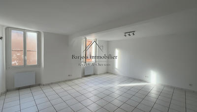 Appartement - 90 m² - 4 pièces