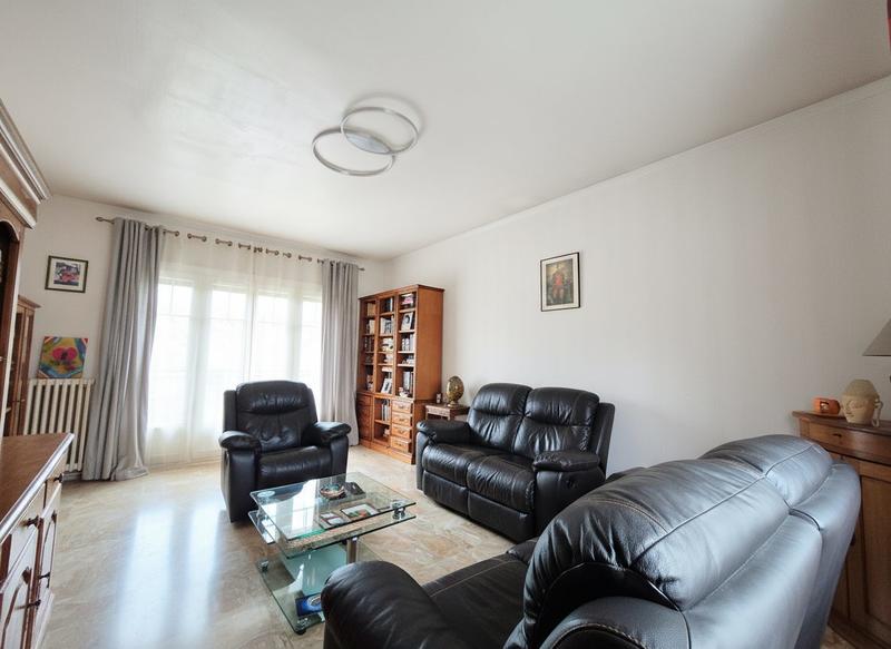 Maison - 96 m² - 5 pièces